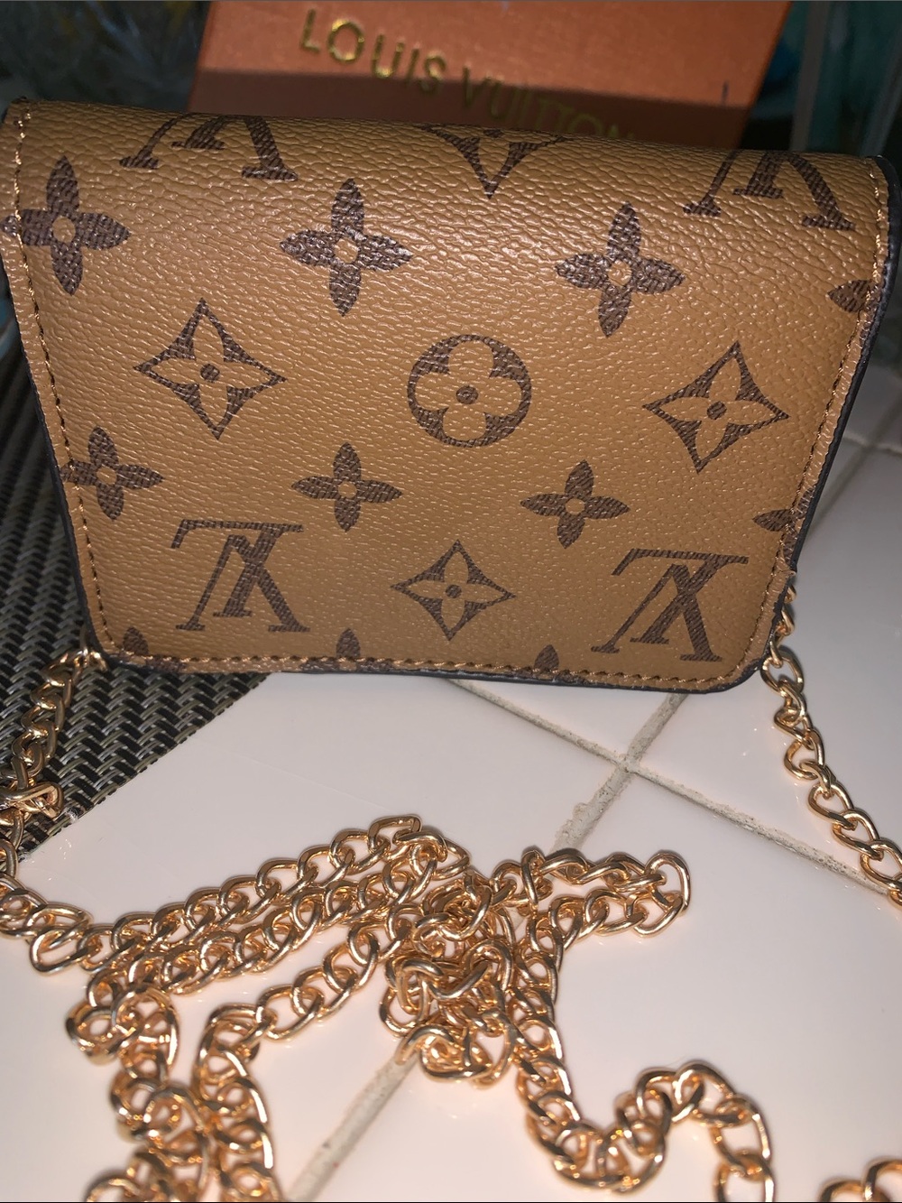 Monogram inspired Mini crossbody with chain - Picture 4 of 11